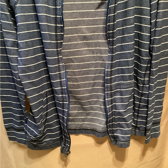 Prana size medium hoodie - Picture 3 of 9